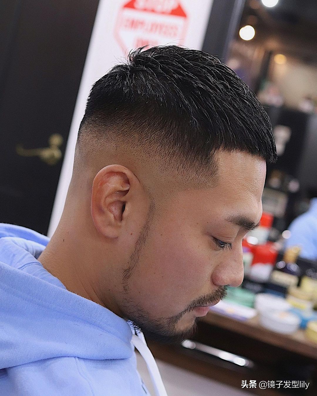 男生自己推两侧头发成寸头,新手剪男发怎么剪层次