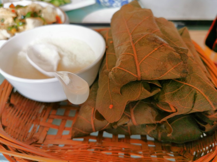 重渡沟：曾经的穷山沟！被民宿唤醒、如今游客一住就俩月