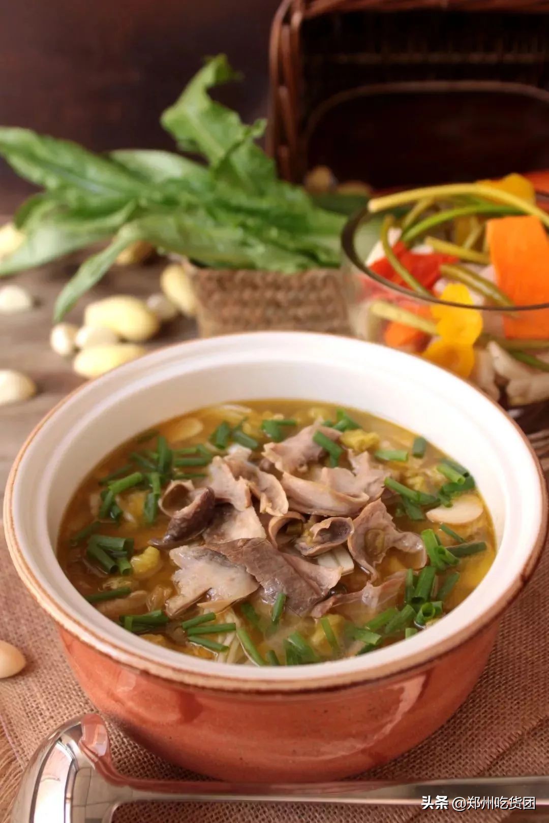 丹尼斯爆火视频,丹尼斯春节促销