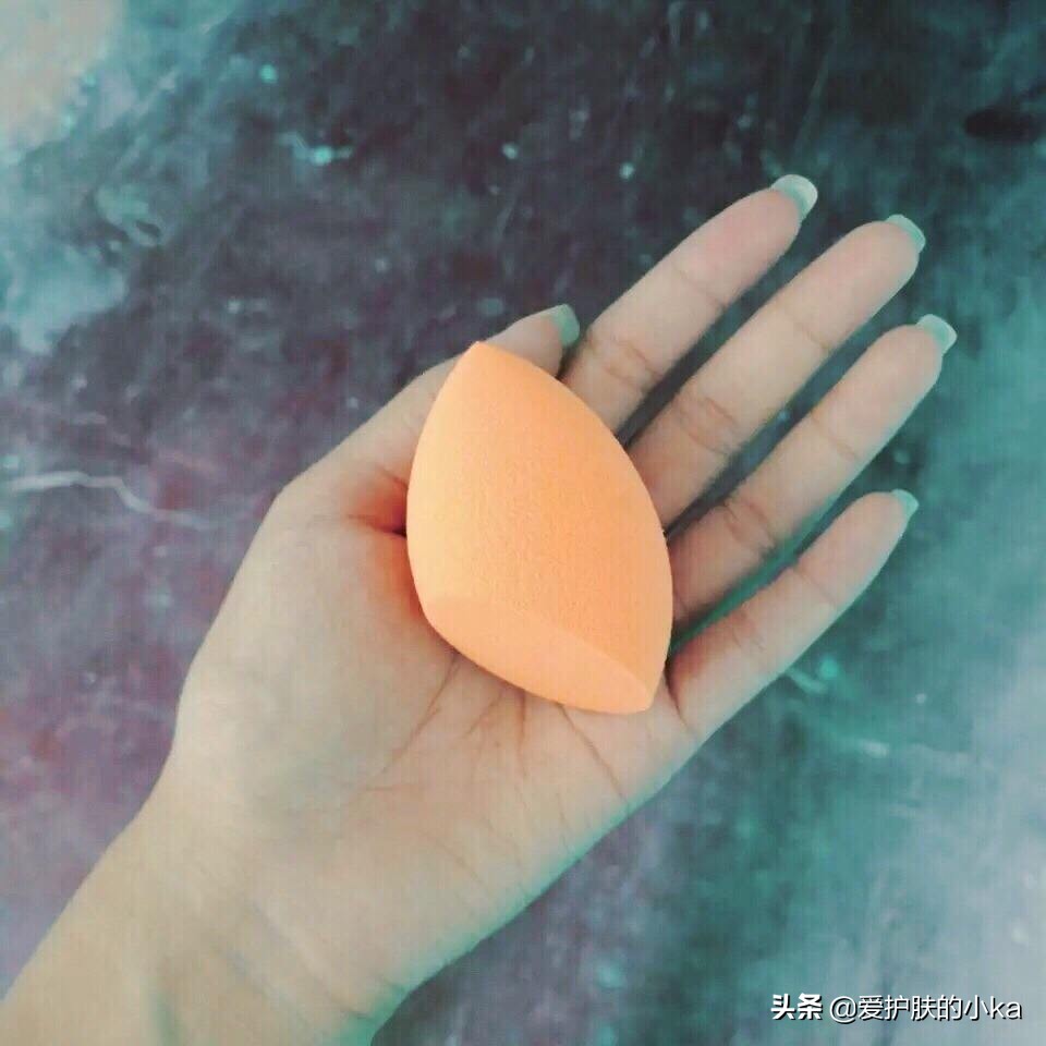 又到了干皮卡粉的季节，跟着这些步骤做，底妆服帖高级感满满