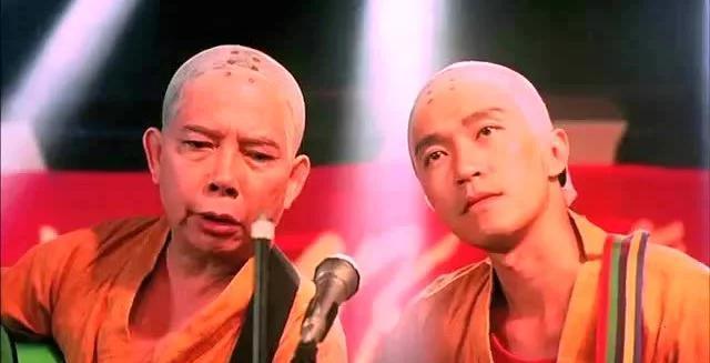 周星驰少林足球有多细节,周星驰少林足球经典镜头