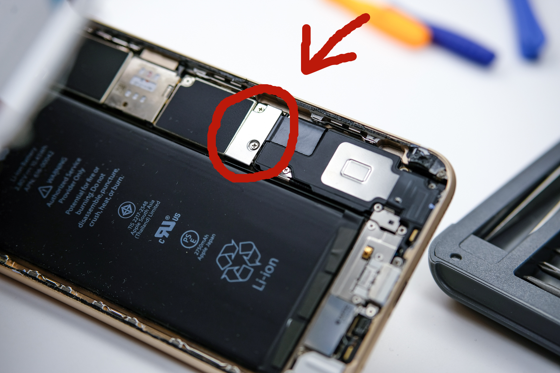 苹果6splus更换电池视频,iphone6splus更换电池视频教程