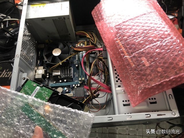 小伙花50万买了一堆垃圾,小伙花一万多买的电脑后续