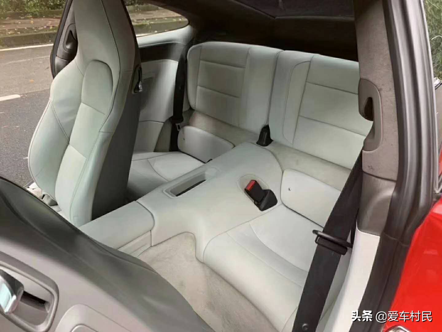 乡村邂逅土豪兄弟，情价转保时捷911，您说值吗？