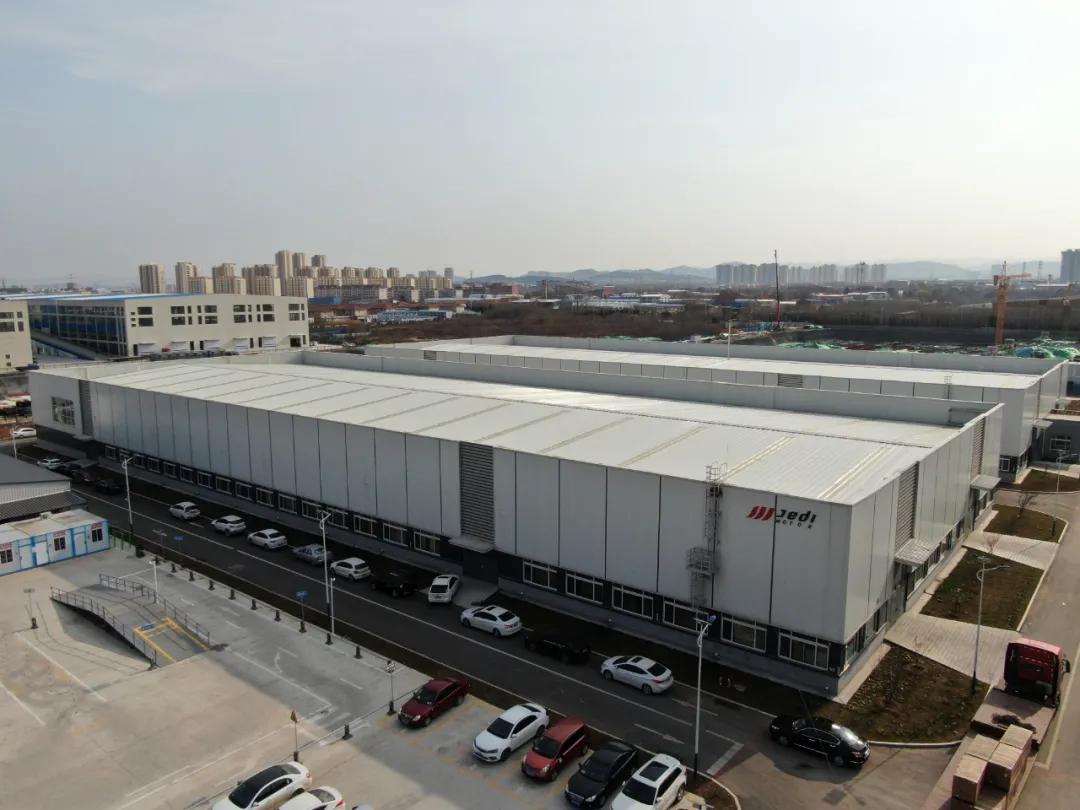 杰迪750跑车测评,杰迪750展车