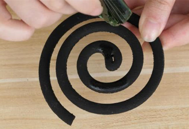 生活小窍门一滴风油精,风油精滴在嘴巴里