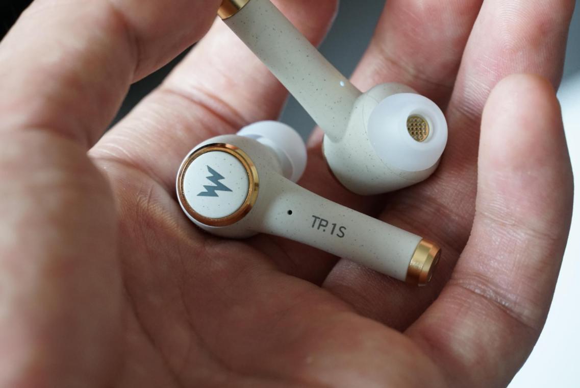 一款顶级耳机真无线,顶级的真无线耳机