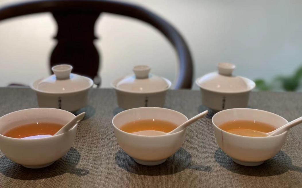 一斤70万元，为何岩茶这么贵？“天价”岩茶还能红火多久？