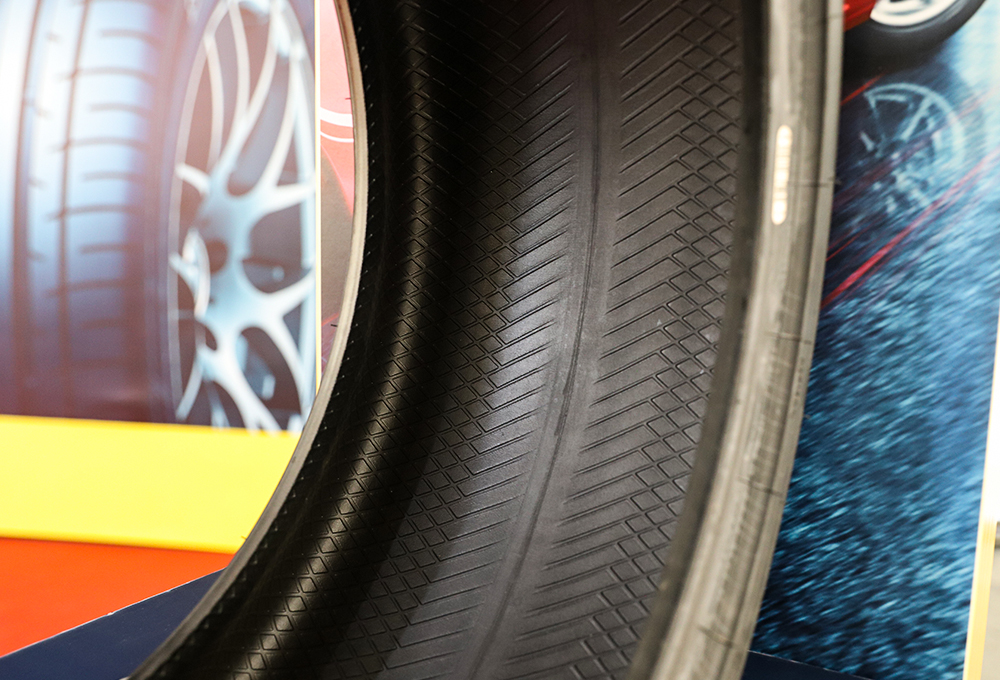 邓禄普sportmaxx轮胎怎么样,邓禄普spmaxx050轮胎如何