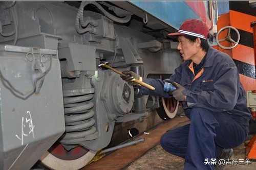 铁路相关部门有哪些,铁路有哪两个部门