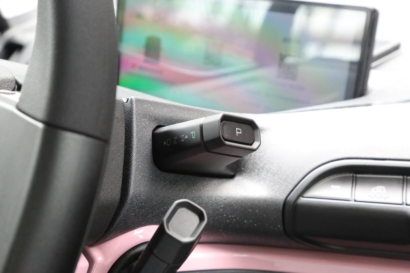 续航305km的短途出行新“神器”，新宝骏E300上市6.48万起