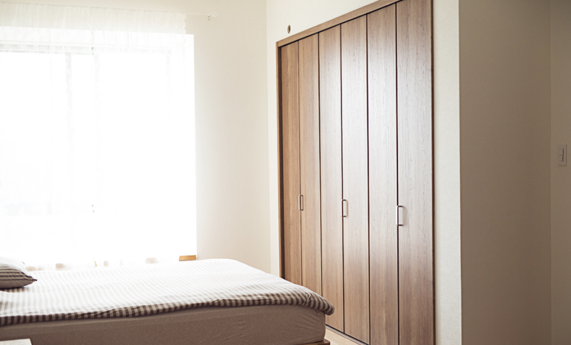 布衣柜收纳教程,一步到位衣柜收纳法