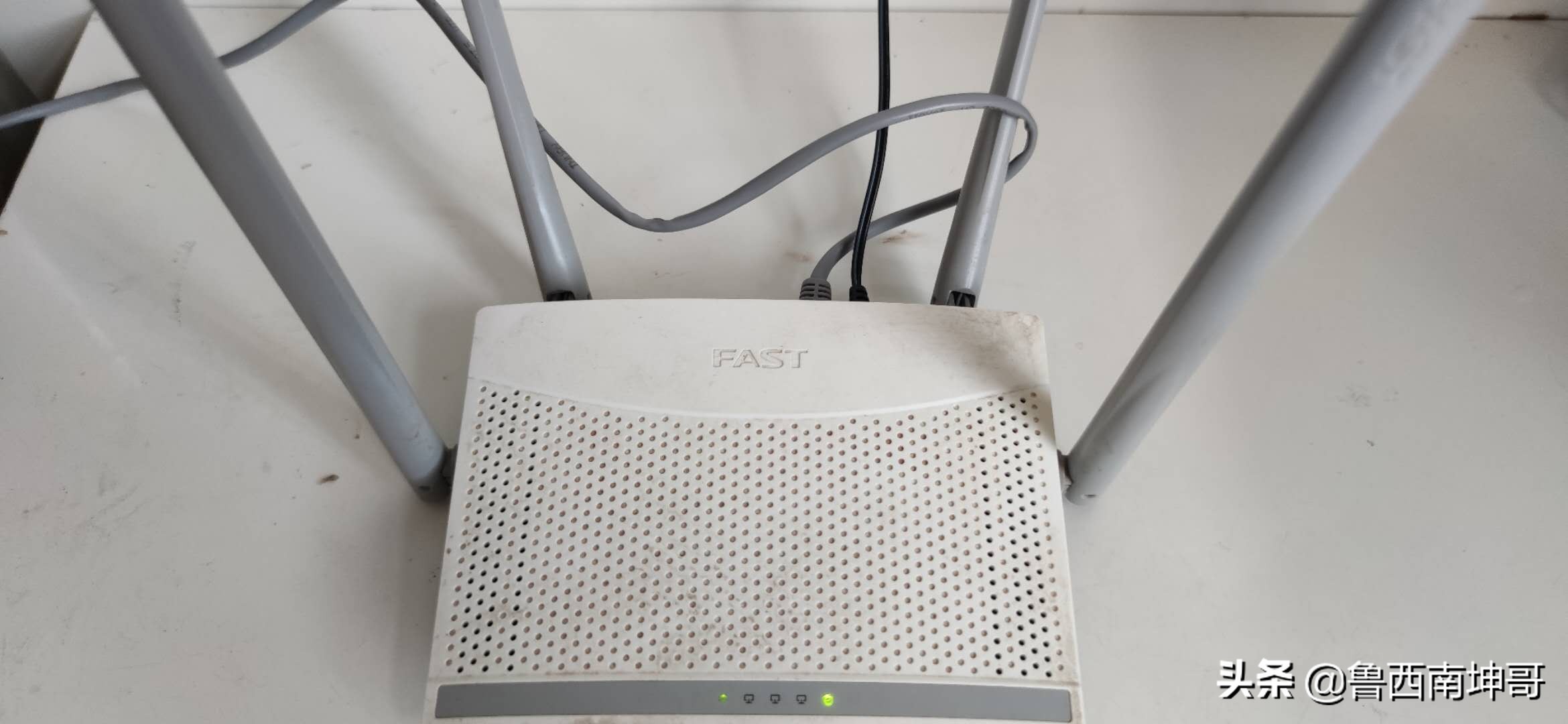 还不会安装调试路由器？其实很简单，手把手教你，3分钟就能搞定