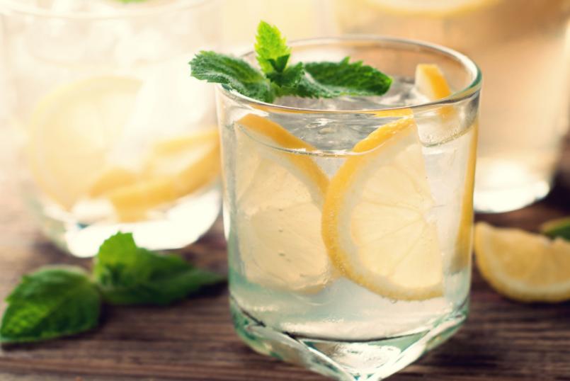 怎样才能让晒黑的皮肤变白,怎么样才能让自己的皮肤变白变嫩