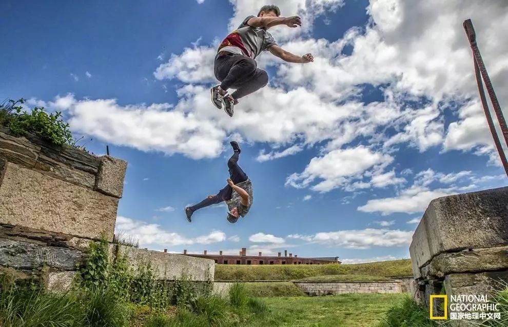 极限运动高楼跑酷剪辑合集,极限运动高楼跑酷剪辑高燃