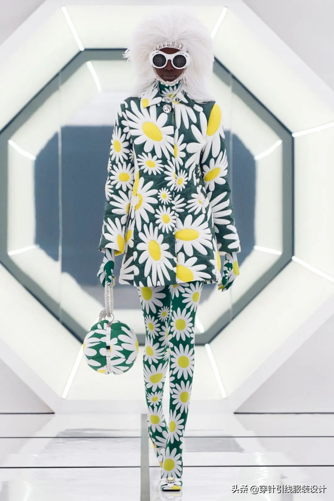 moncler设计师款式 (moncler 2017秋冬系列)