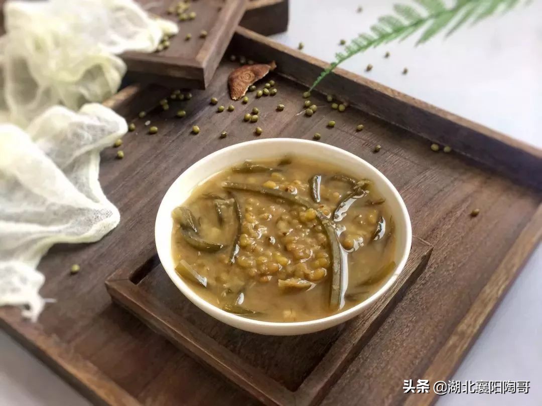 夏天喝什么汤补气血不上火,女人不上火补血补品