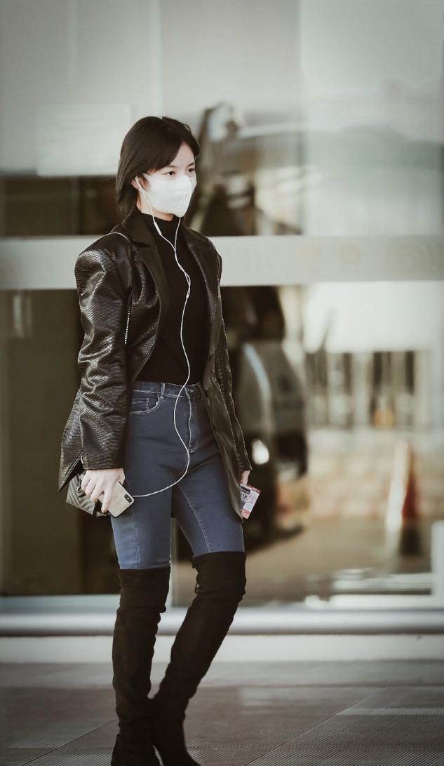 短靴大势已去!今冬流行穿“过膝靴”,时髦显高,小个子都爱了