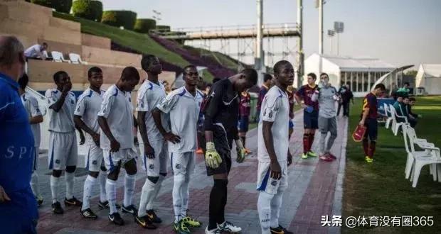 弱弱地替中国足球问一句，卡塔尔怎么偷偷跳的级？