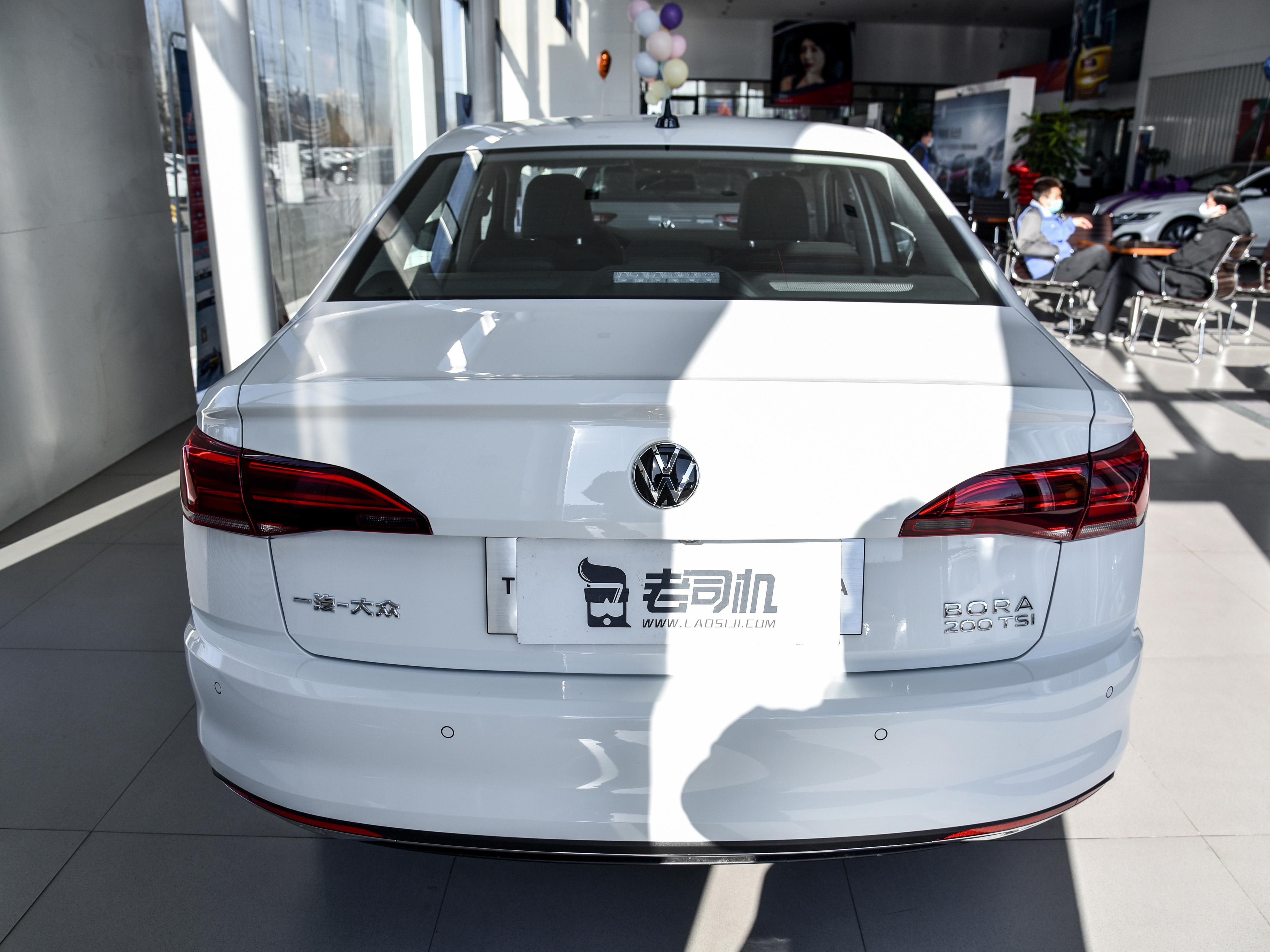 宝来1.5t2024款朗逸1.5t选哪个,朗逸同价位的国产车