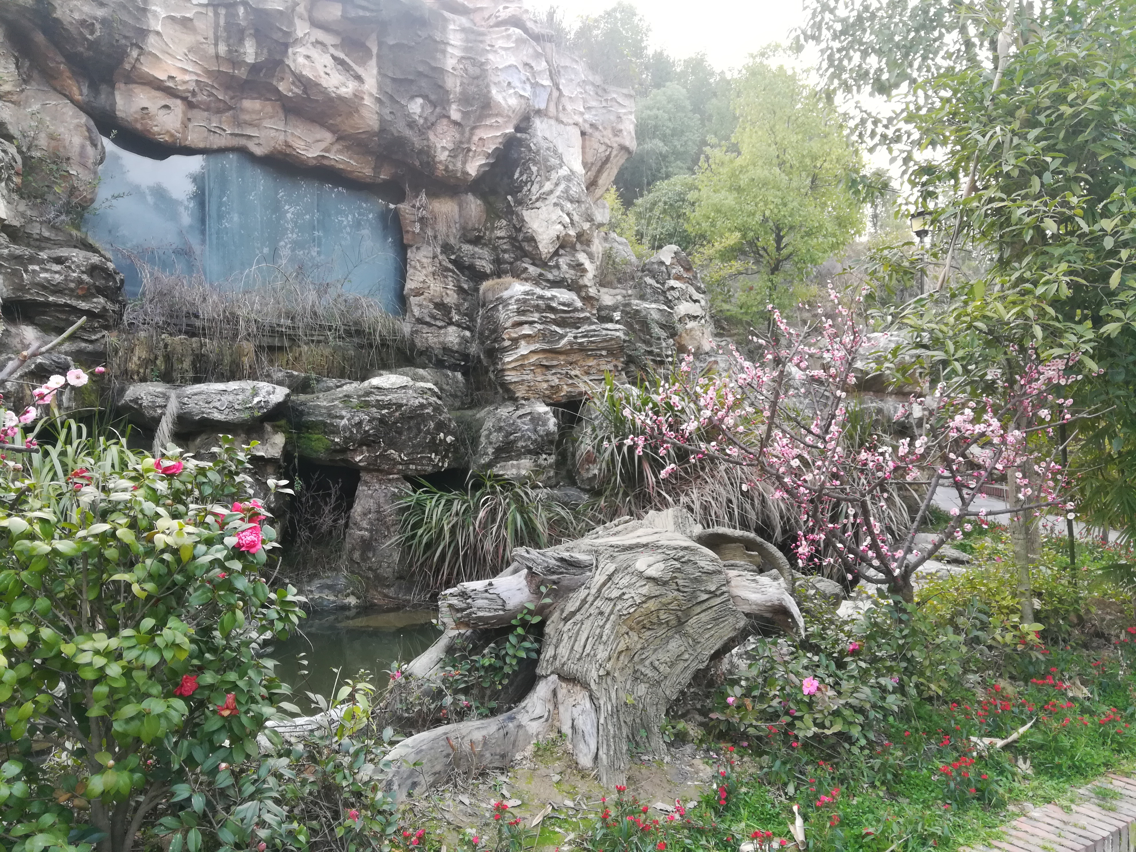 罗田三里畈温泉度假村,罗田三里畈温泉景点