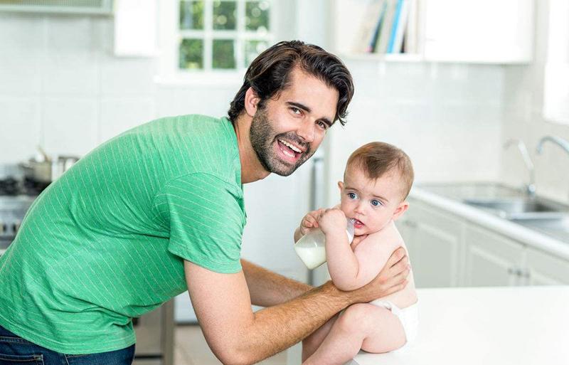 想要宝宝聪明怎么选奶粉,想要宝宝喝奶粉