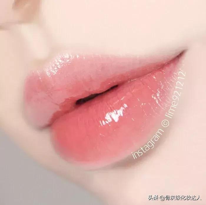 巩皇推荐的口红,巩皇黑口红