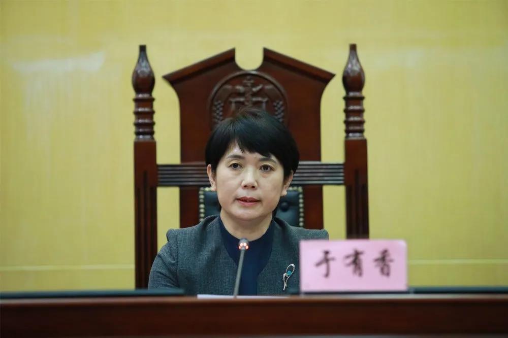 百名人民陪审员宣誓就职,54名人民陪审员宣誓