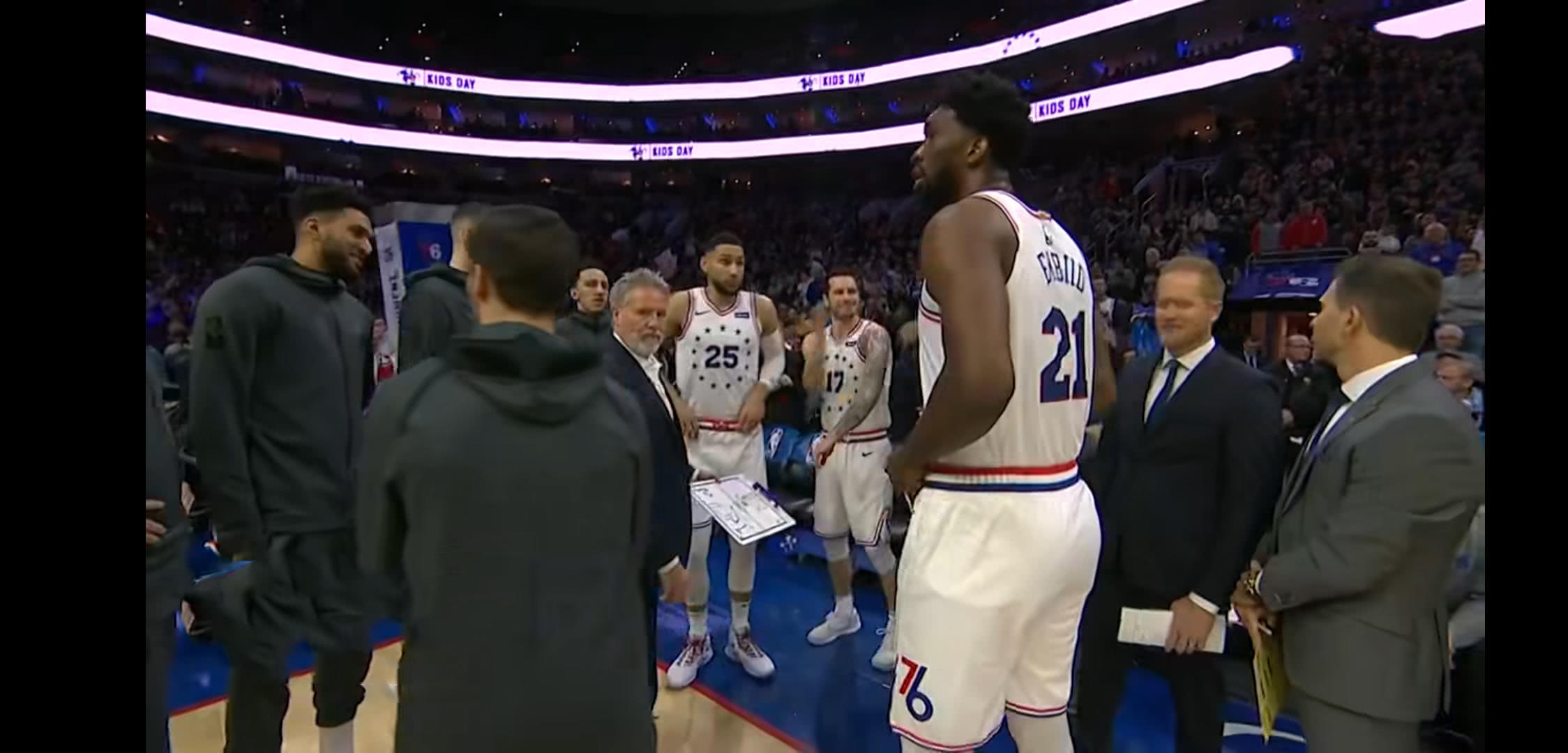 谁敢横刀立马唯我乔大将军出处,乔治雷霆单赛季绝杀