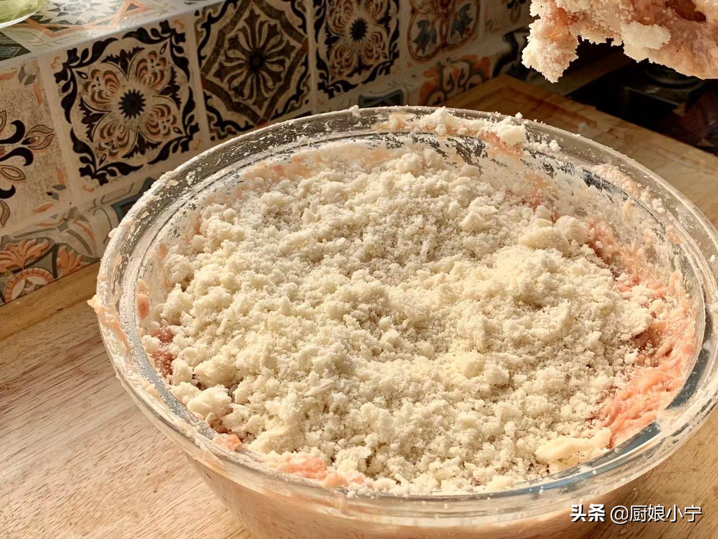 炸丸子怎么炸又酥又香又脆,炸丸子外酥里嫩的方法