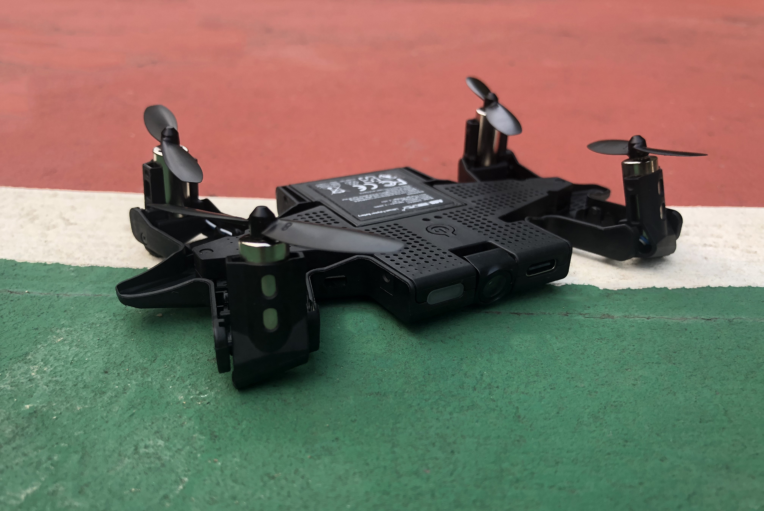 aee一电科技宜宾,aeeai手机壳