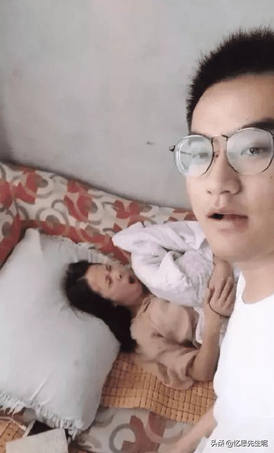 女朋友的睡相能丑到什么程度,女朋友的睡姿多奇葩