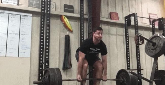 每次健身都训练到没力气，对健身效果有提升吗？