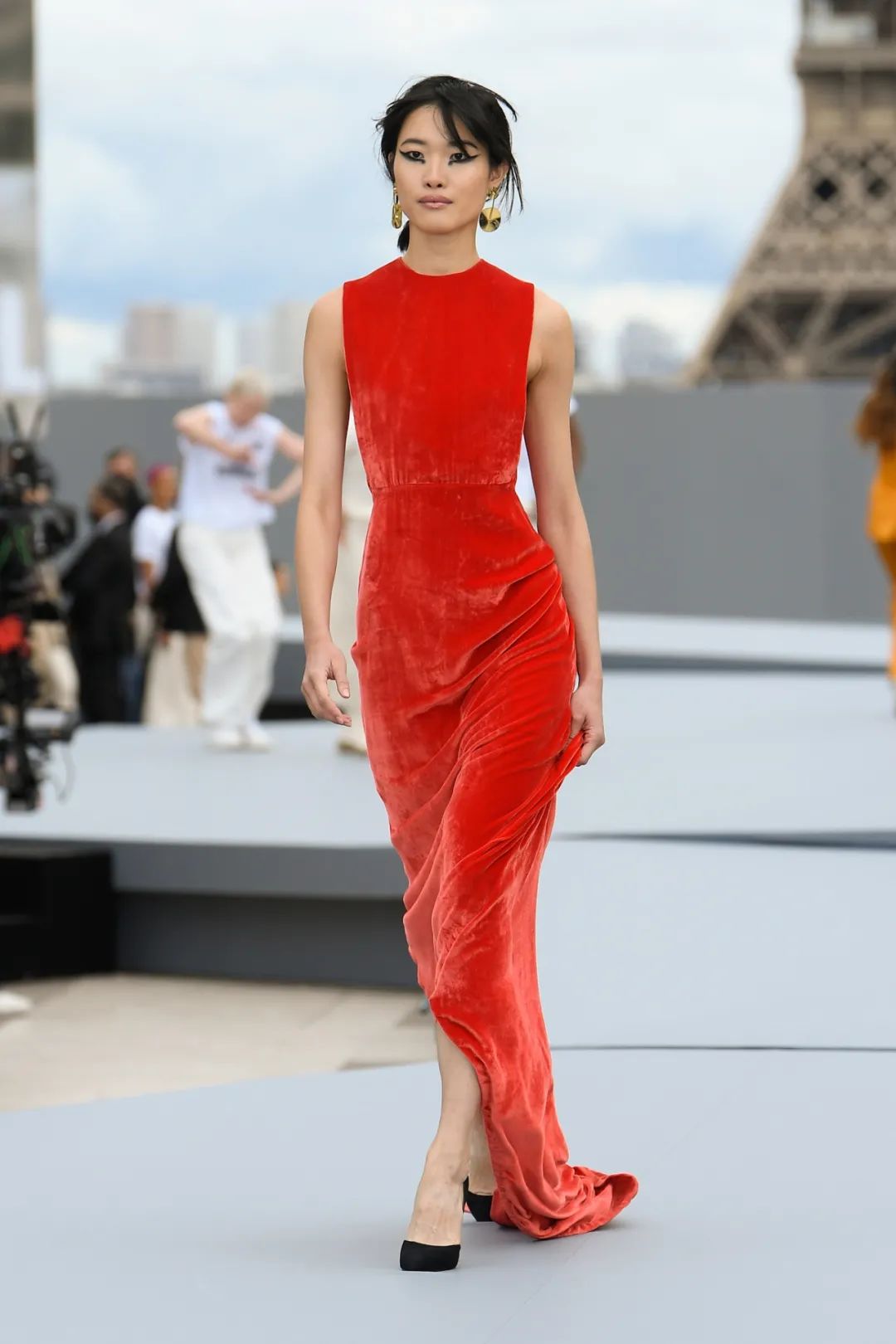 巴黎时装秀ladygaga,ladygaga巴黎时装秀