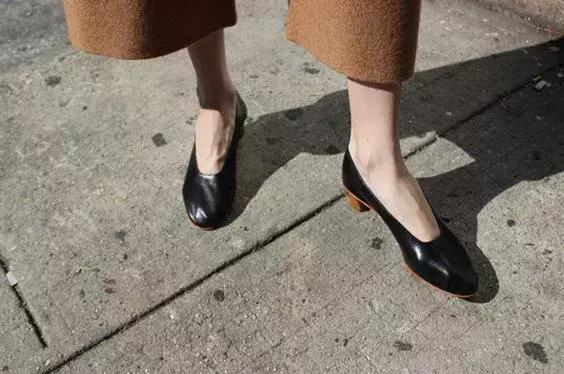 奶奶鞋为什么火,什么奶奶鞋最火