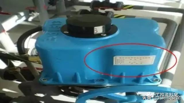 12类电气设备,12个漏电保护器用多大的电箱