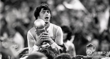 天生领袖完整版,马拉多纳天生领导气势