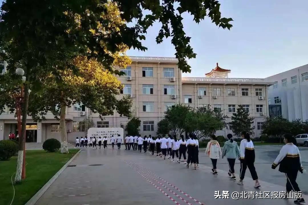 房山的学校和城区的学校差距在哪,房山长阳有什么好的学校