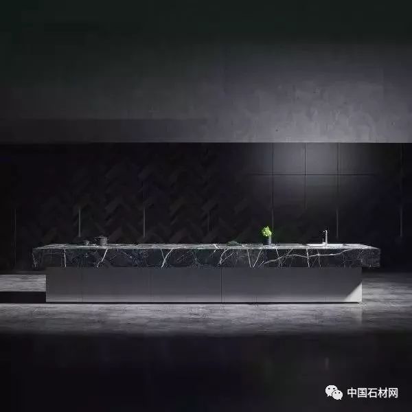 大理石餐桌哪种好,大理石餐桌要1.8厚的还是要3.6厚的