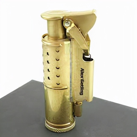 中国打火机为什么可以做到1块钱,一元打火机威力