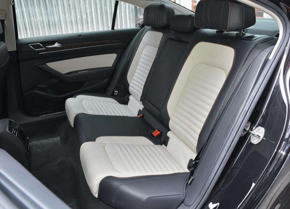 2007年入华，被“捧红”13年，一箱油能开1000公里，几乎无差评