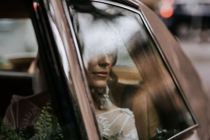 又到了结婚的季节,整理了6种绝美婚纱照