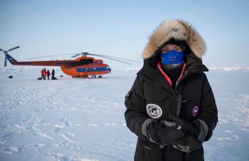 加拿大鹅羽绒服股价,加拿大鹅羽绒服溢价能有多少