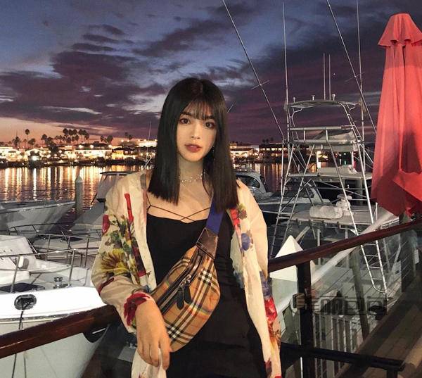 巴宝莉腰包男士推荐,适合女生背的香奈儿腰包