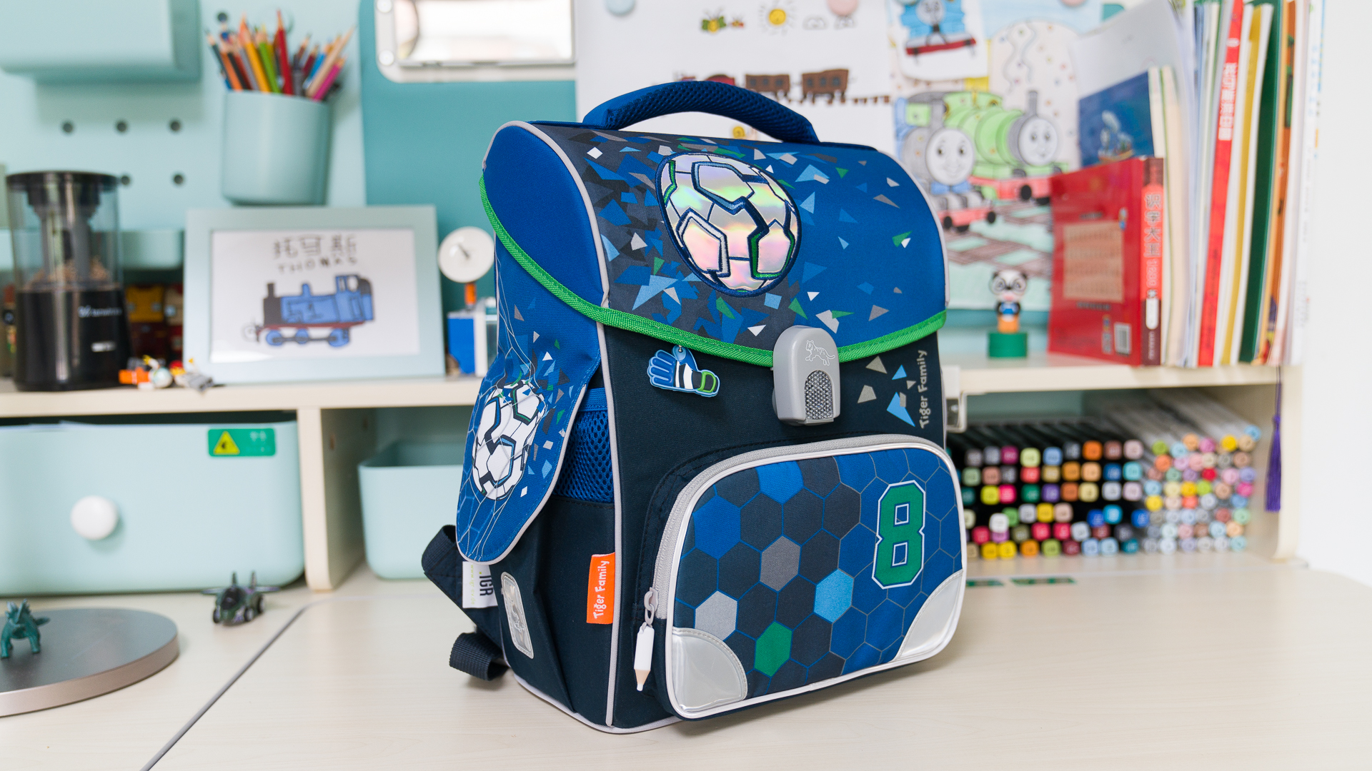 减负护脊书包怎么选,如何给孩子选一款好的护脊书包