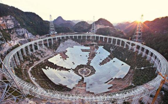 如果遇到暴雨天眼里有水怎么办,中国天眼下雪天如何排水