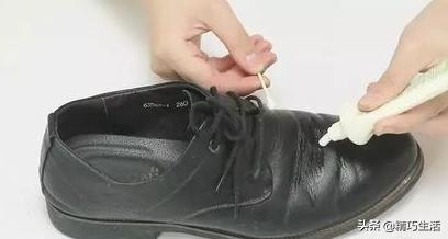 生活妙招皮鞋怎么擦的亮,生活小妙招皮鞋保养视频