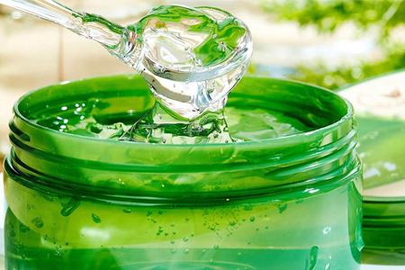 脸部缺水突然大量补水脸起红块,脸部严重缺水怎么补水油皮