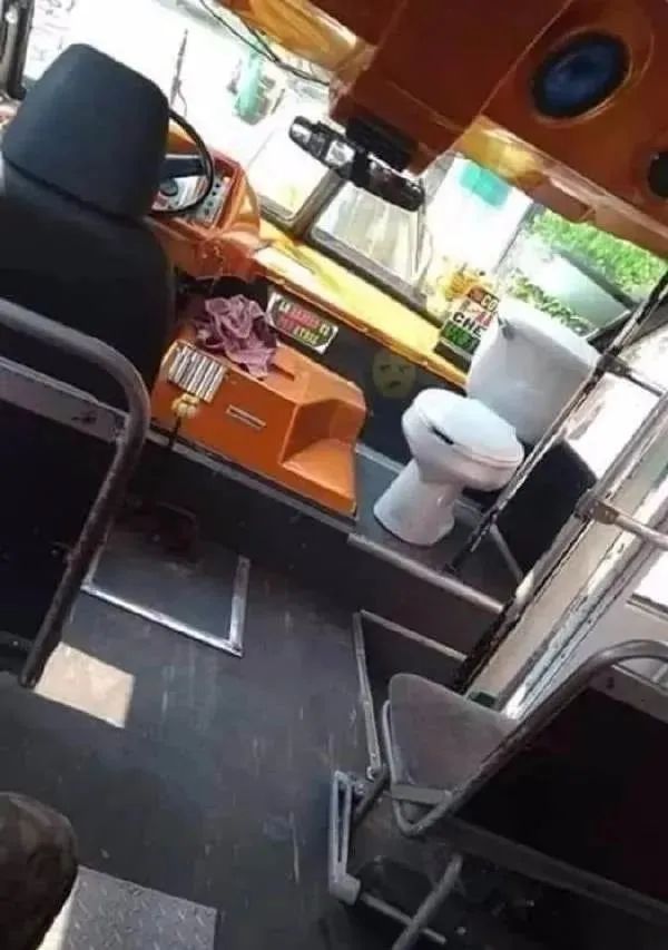 每日一笑大爷完整视频,每天一笑大叔也疯狂视频