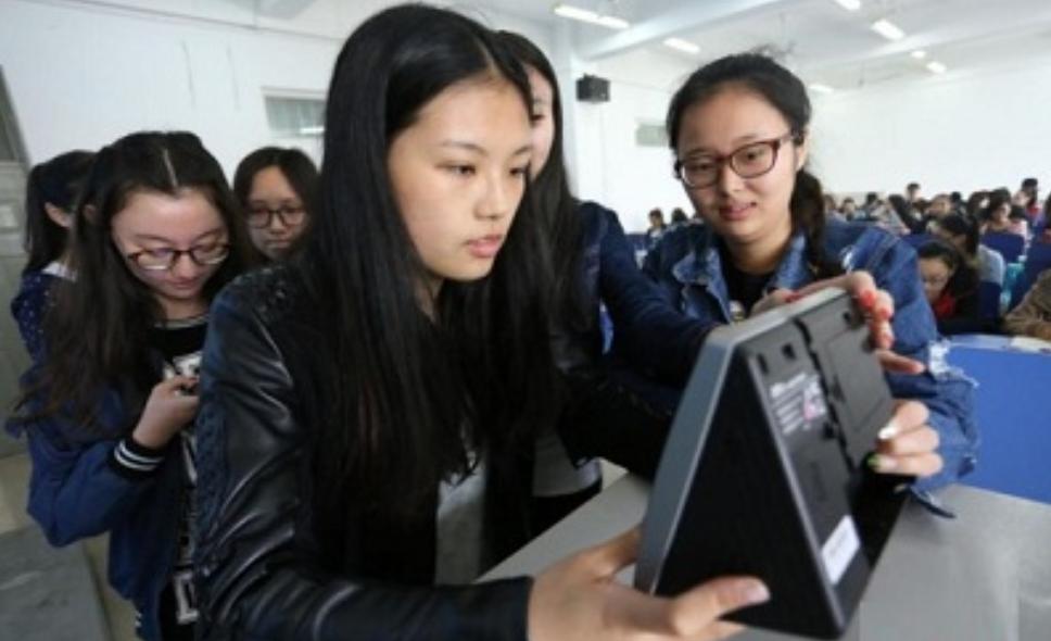 那些改名比较失败的大学，明明是正规好学校，听着却像野鸡大学